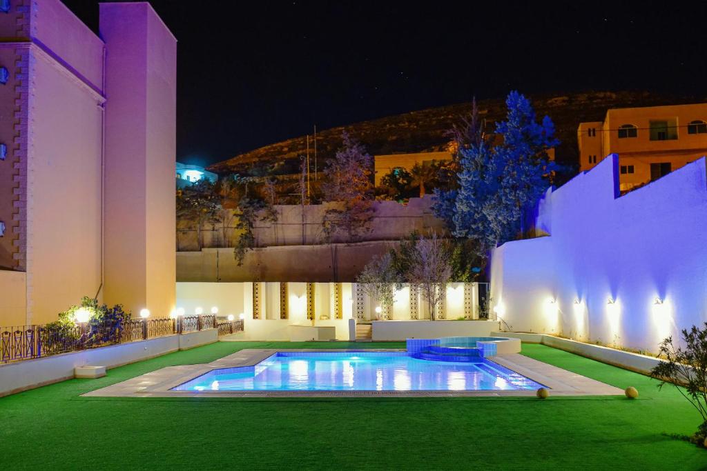Bazén v ubytování Petra Castle Hotel nebo v jeho okolí