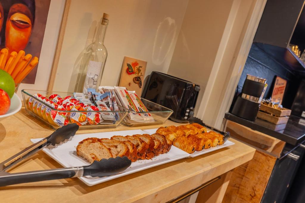 Eten bij of ergens in de buurt van het hotel

