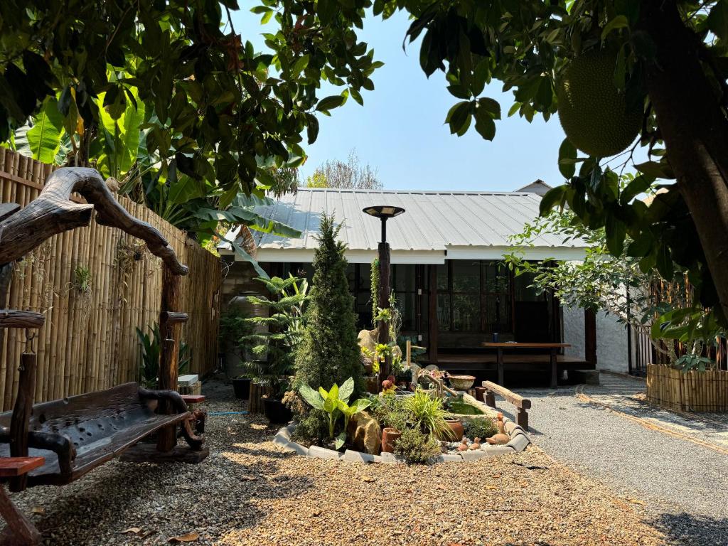 Proud Chiang Mai Poshtel - Resim 30