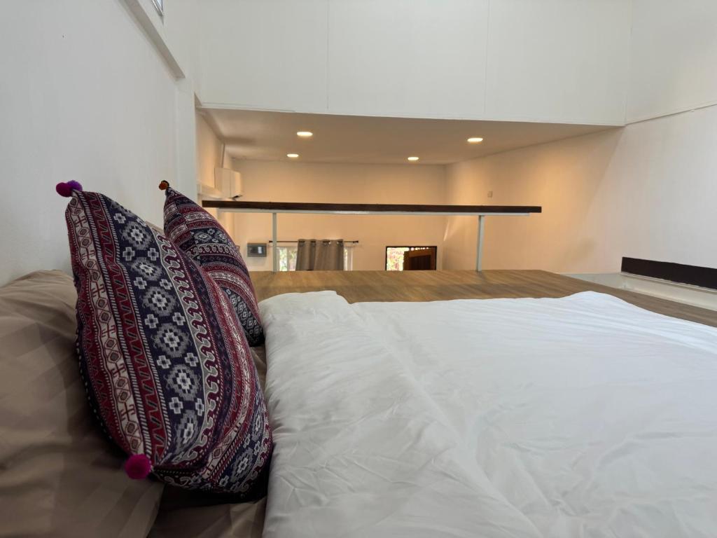 Proud Chiang Mai Poshtel - Resim 6