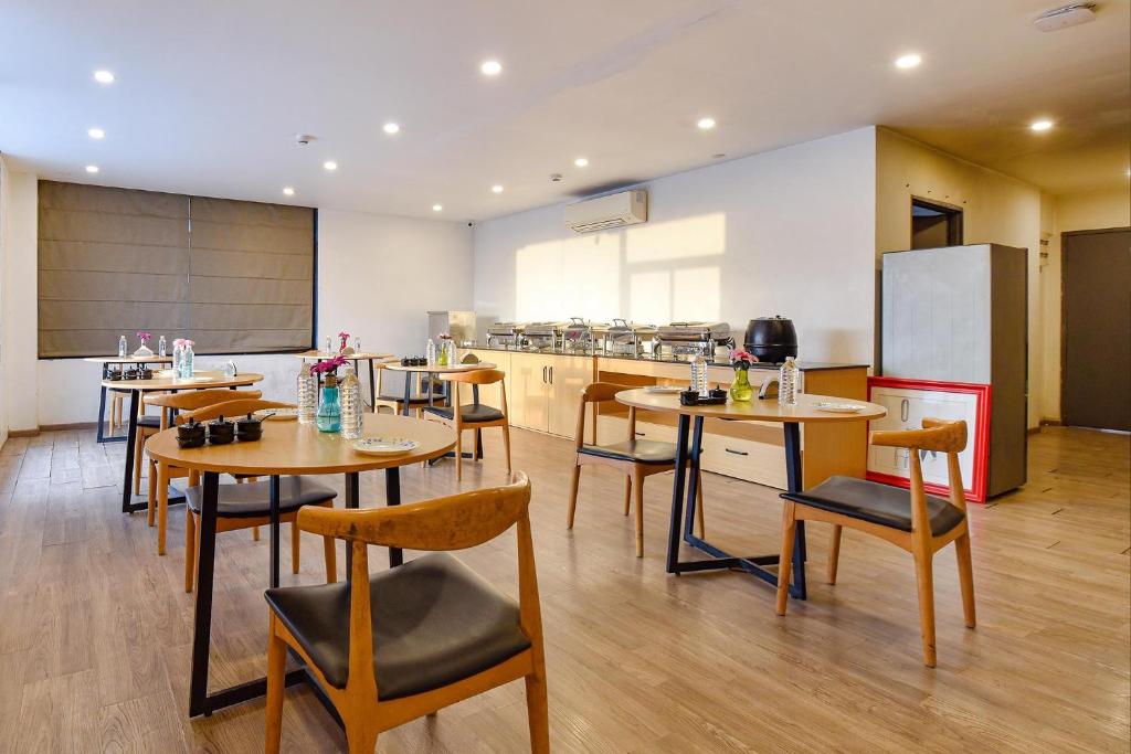 Posezení v ubytování FabHotel NY Townhouse