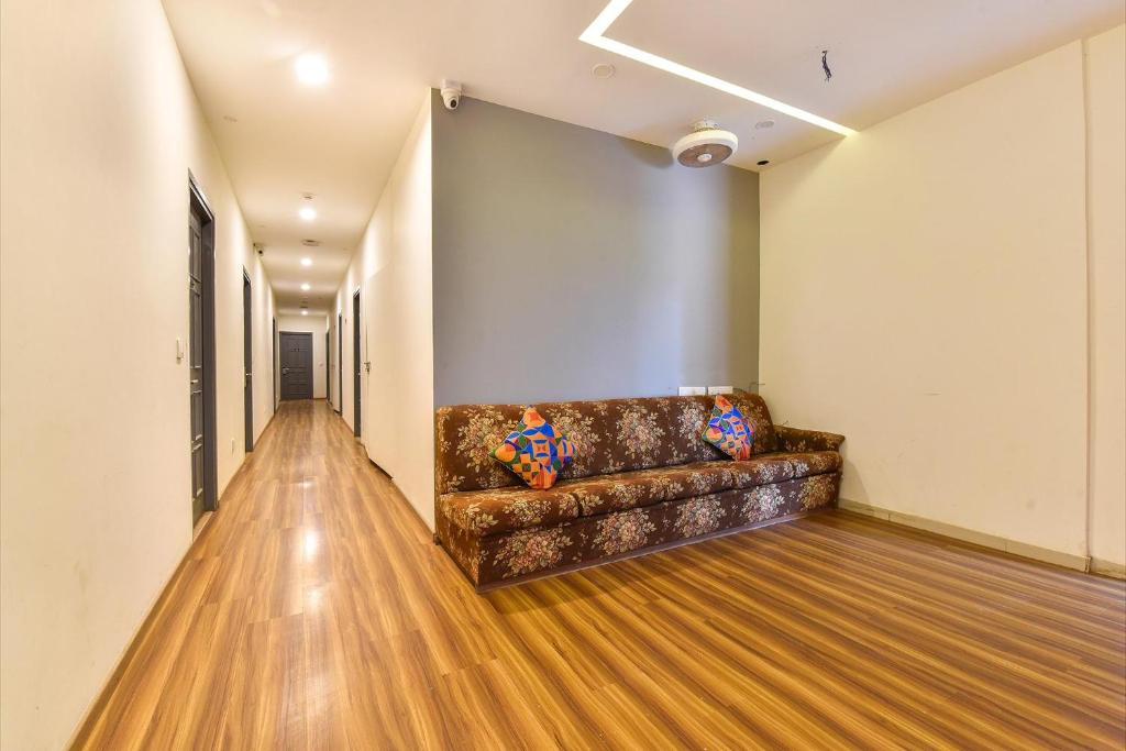 Posezení v ubytování FabHotel NY Townhouse