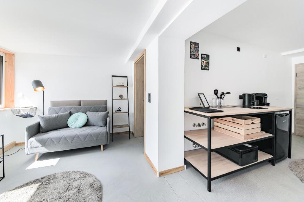 Achalm Hof - Studio Mit Gartenblick