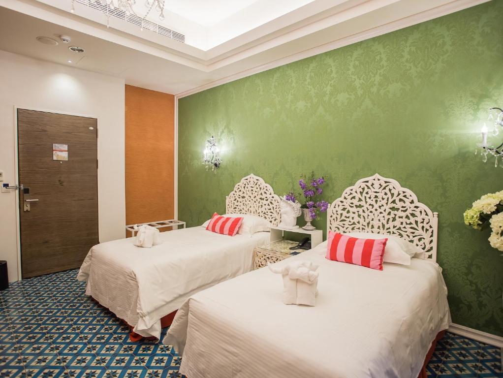 Postel nebo postele na pokoji v ubytování Anna King Hotel