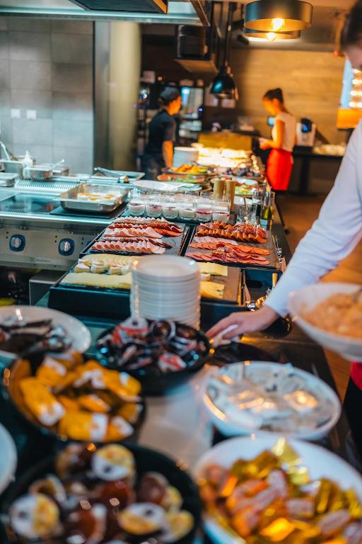 Up Hotel Budapest - Resim 12