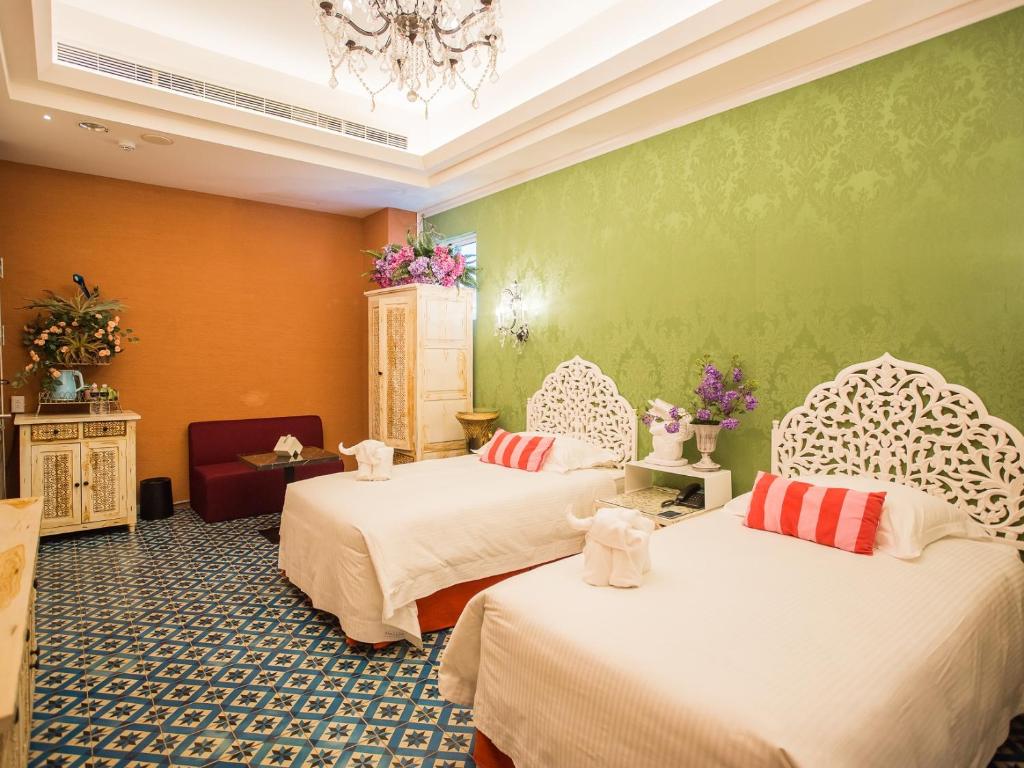 Postel nebo postele na pokoji v ubytování Anna King Hotel