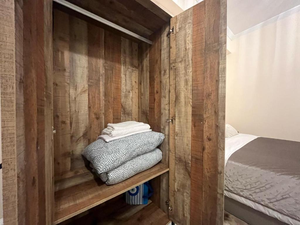 Postel nebo postele na pokoji v ubytování Golden Fleece Apartment VIPGreece