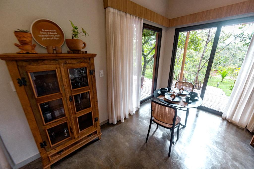 Posezení v ubytování Quinta dos Goyazes Eco Boutique pra curtir a dois em Pirenópolis