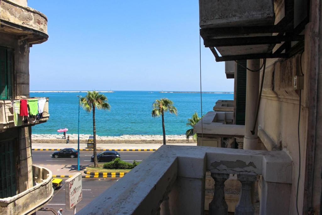 Ithaka Mansheya Hostel Alexandria - 2