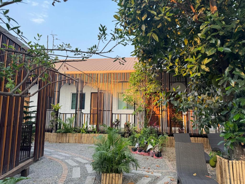 Proud Chiang Mai Poshtel - Resim 28