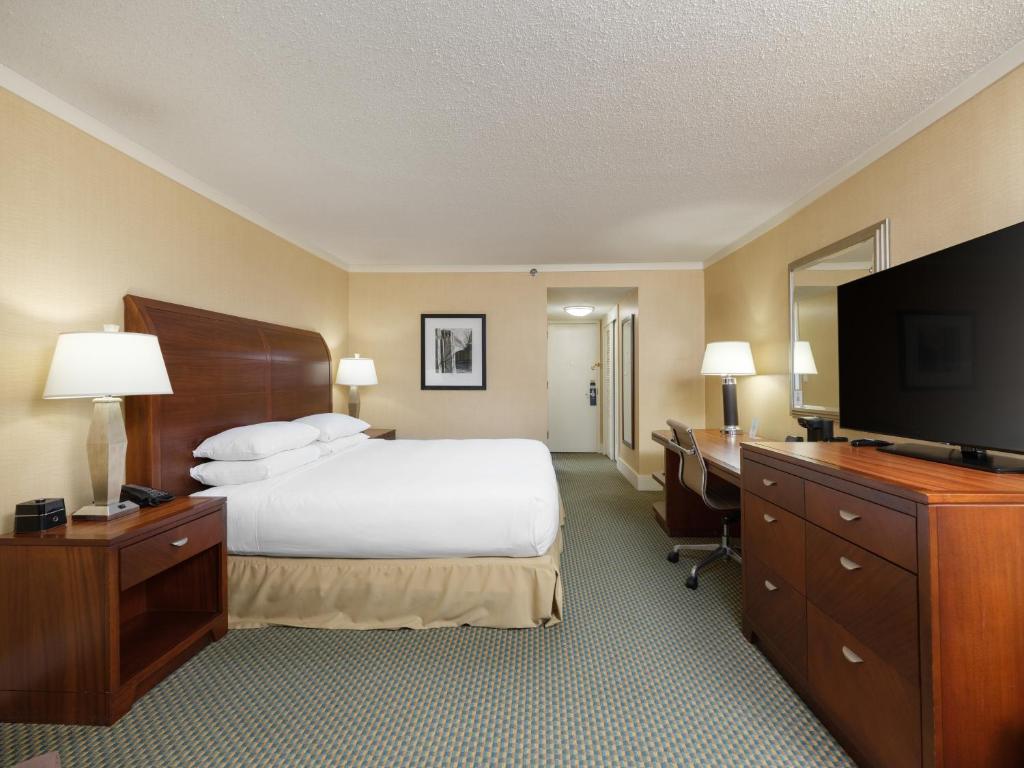 Hilton Stamford Hotel & Executive Meeting Center - 
