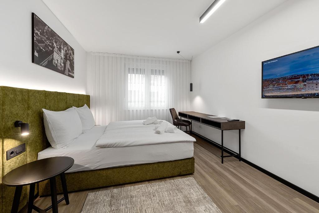 Studio Apartments Lenuzzi Zagreb - 9