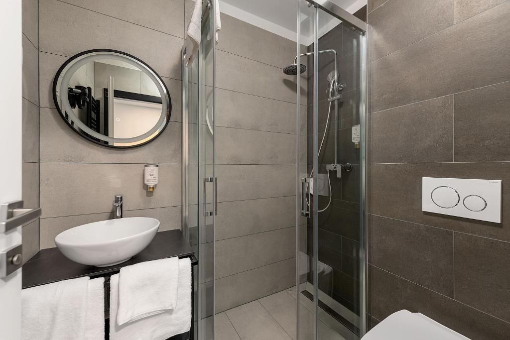 Studio Apartments Lenuzzi Zagreb - 16