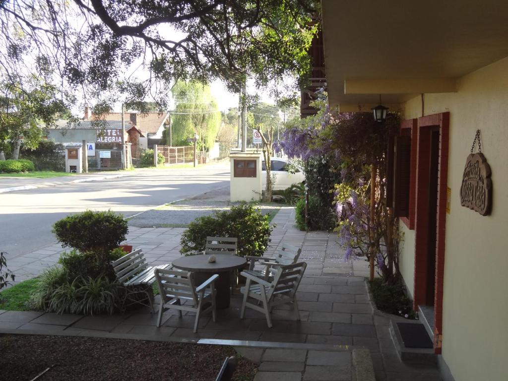 Pousada Floratta Nossa Casa  Pousada Floratta Nossa Casa