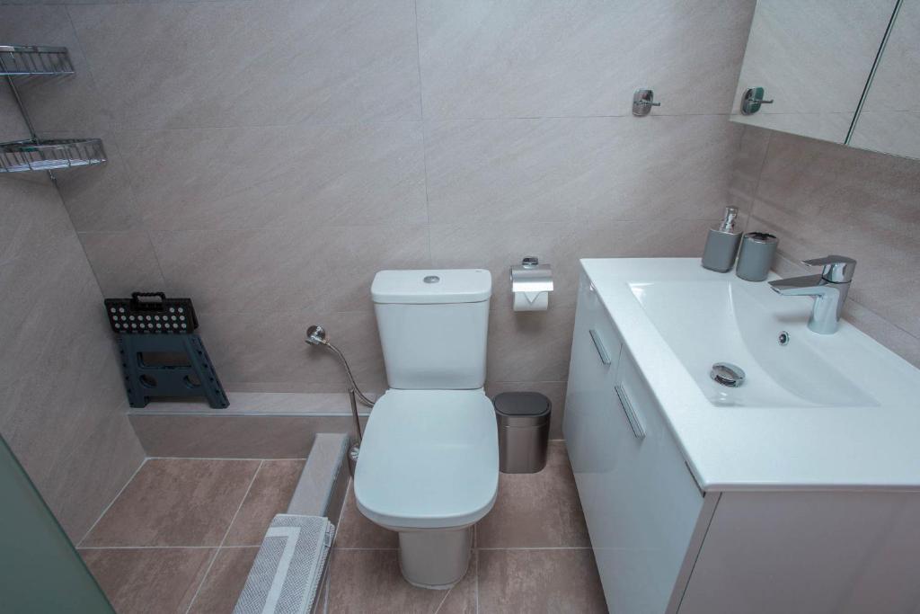 A bathroom at House Christina