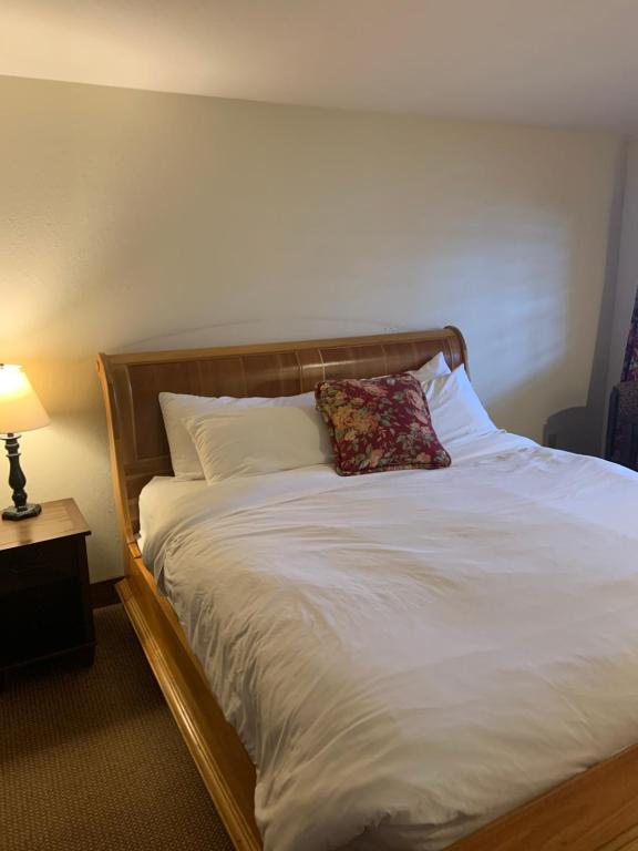 The Inn at Shady Lawn - Room King Estándar