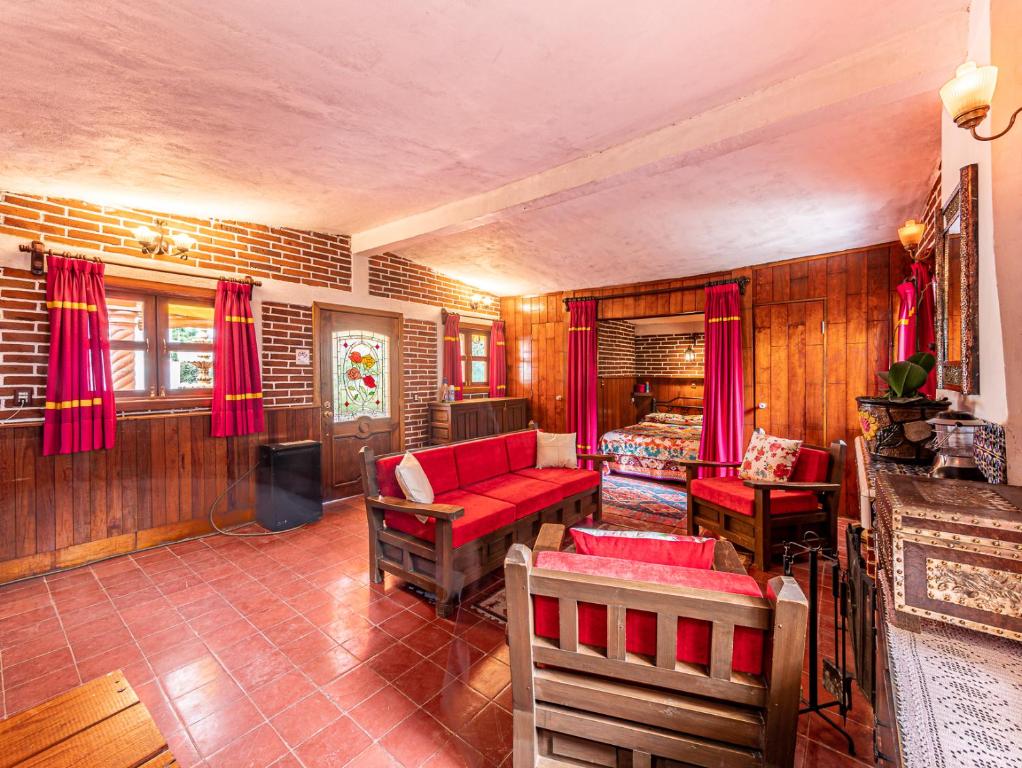 Cabañas Elsa María, Cabañas para Hospedaje con Alberca y Jardín de Eventos - Habitación De Lujo