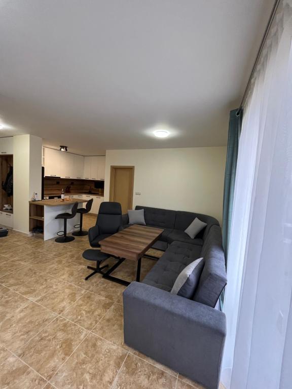 Posezení v ubytování River park 2 bedroom apartment