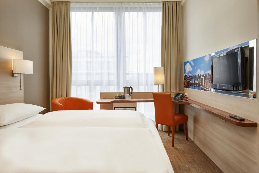 H+ Hotel Berlin Mitte - 6