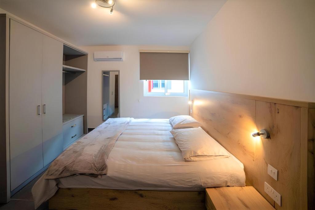 Elise Apartments - 13