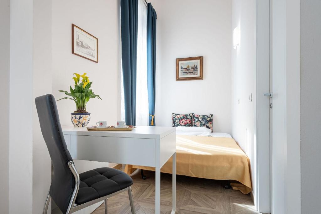 CADORNA Rooms in Florence - 10