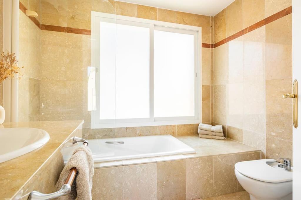 Kúpeľňa v ubytovaní Maison Marbella Puerto banus