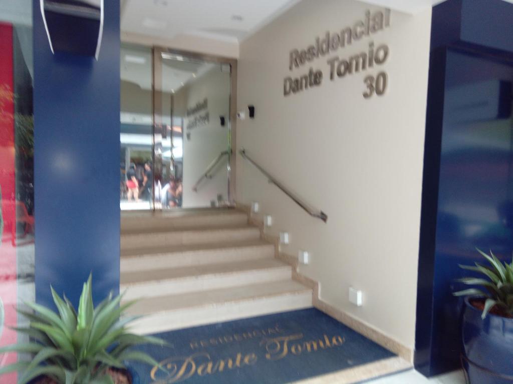 Apartamento Dante Tomio
