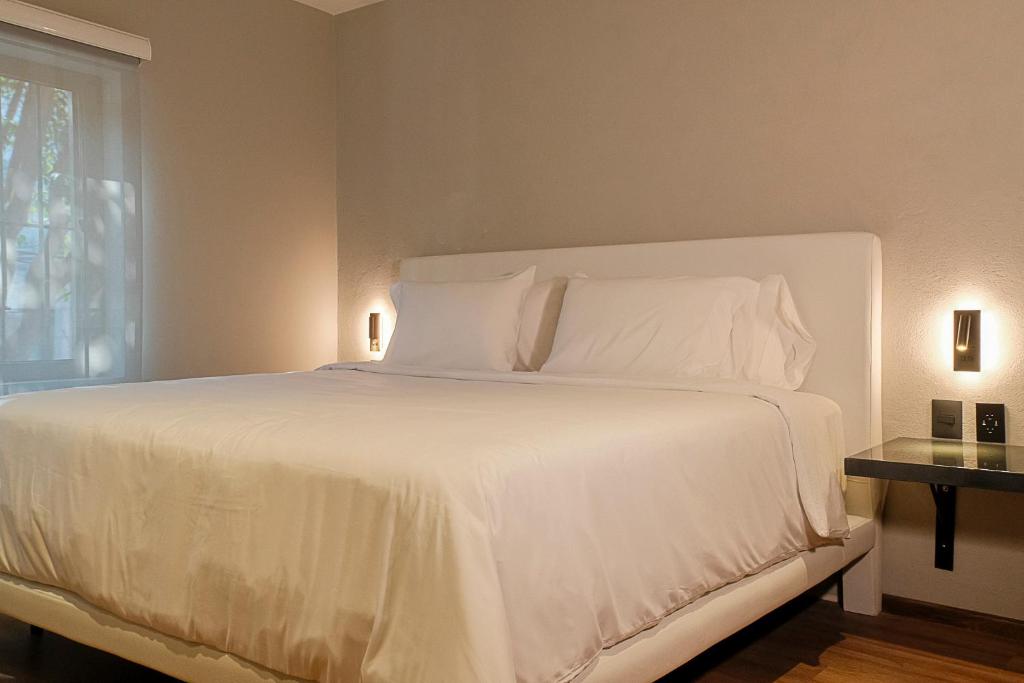 Casa Serenos - Standard Double Room