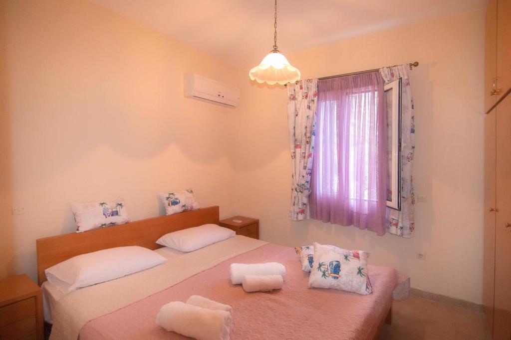 Posteľ alebo postele v izbe v ubytovaní Amazing Sea View Balcony Ginos Home 123