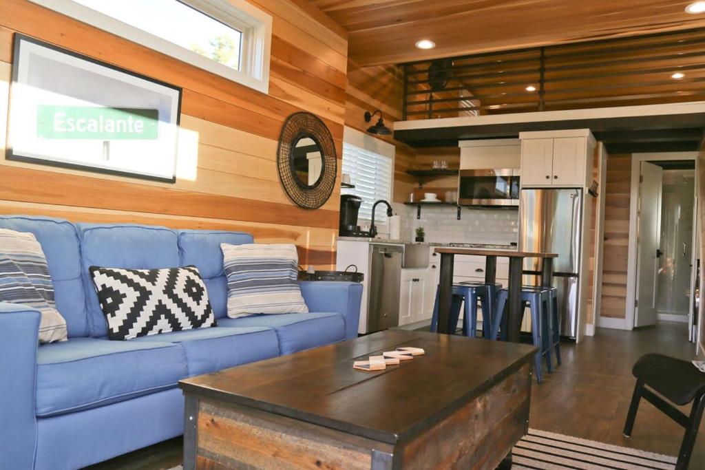 Escalante Escapes Barrel Cactus - Loft Escape, Escalante (updated prices  2026)