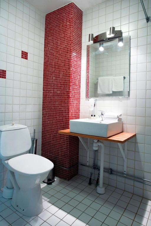 Koupelna v ubytování Adels Hotel