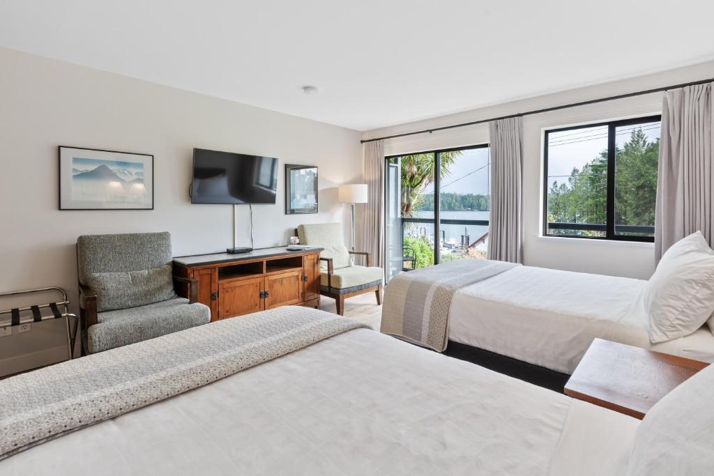 Tofino Motel Harbourview photo
