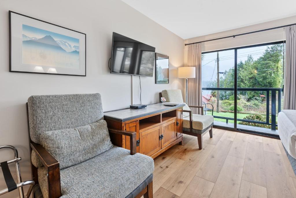 Tofino Motel Harbourview photo
