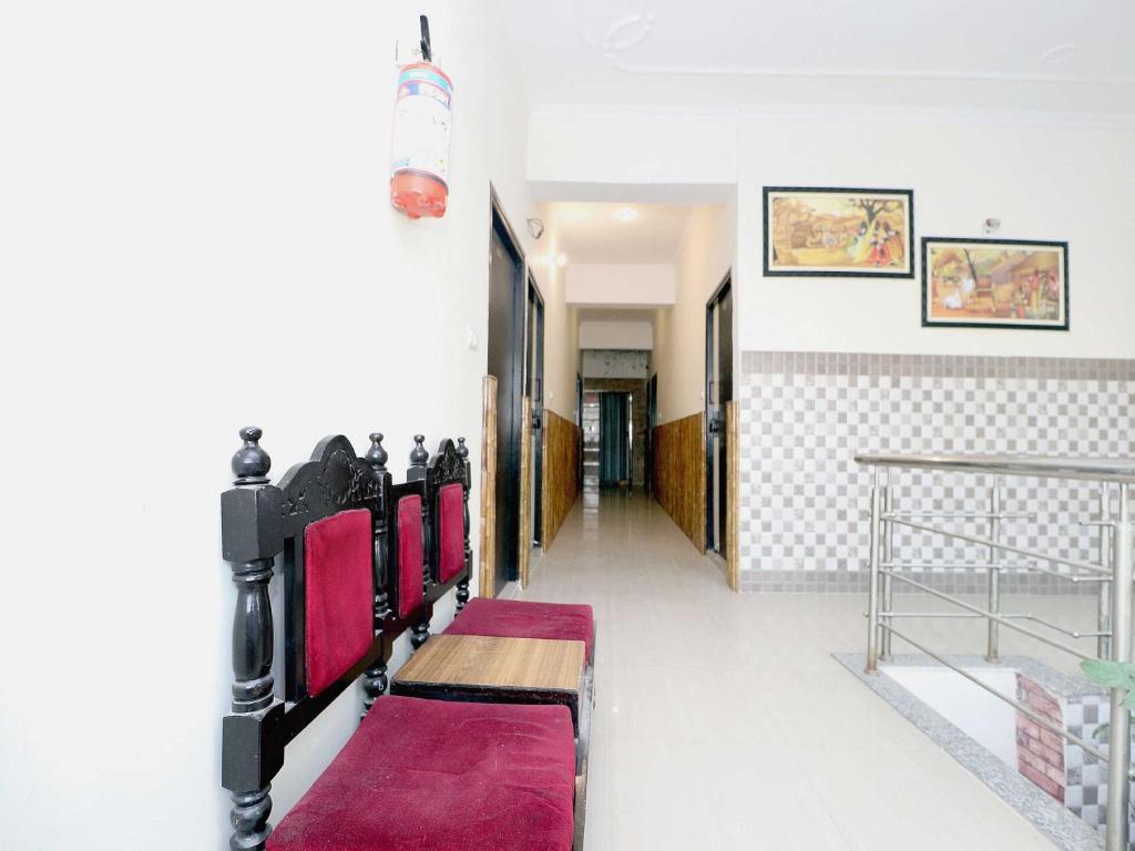 Fotografie z fotogalerie ubytování Hotel O Welcome Lounge v destinaci Shāhpur
