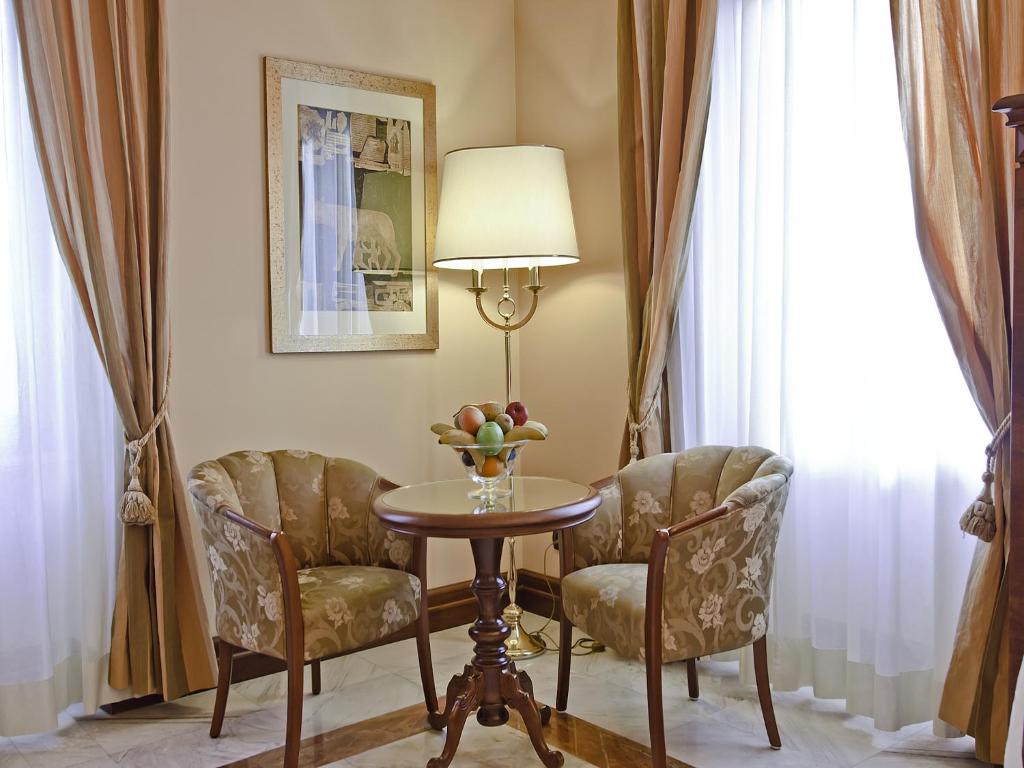 Posezení v ubytování Tmark Hotel Vaticano