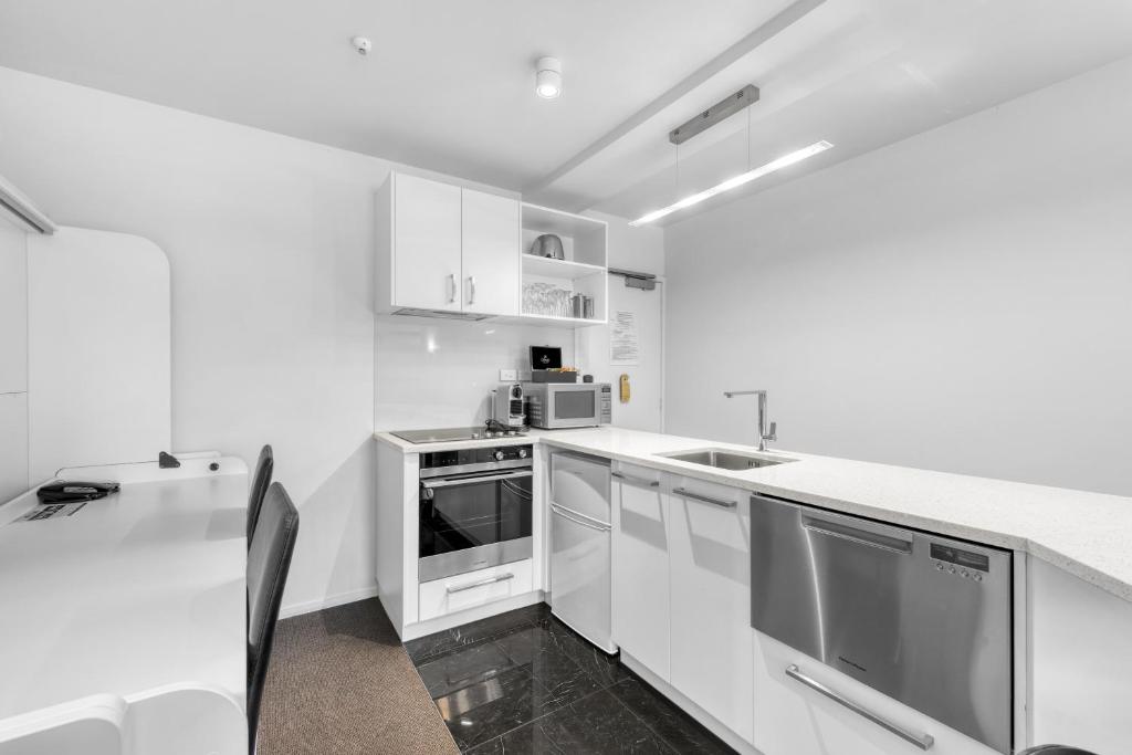 Tides Hotel - Resim 32