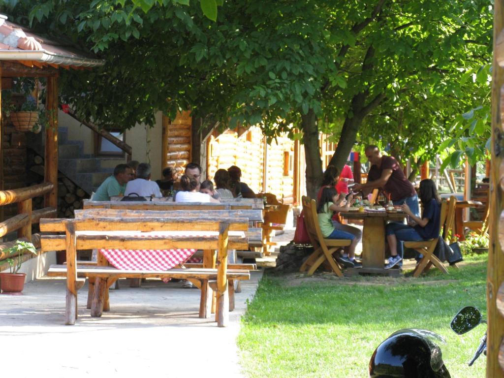 Hosté ubytování Apartments Izvor Lisine