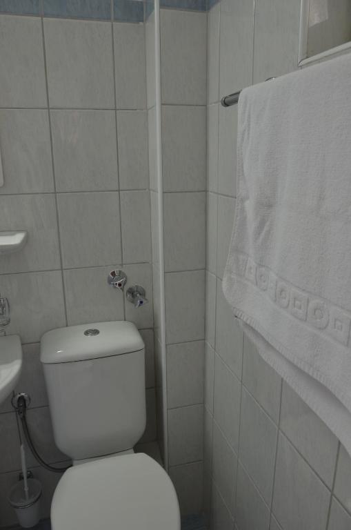 Koupelna v ubytování Metaxa Apartments