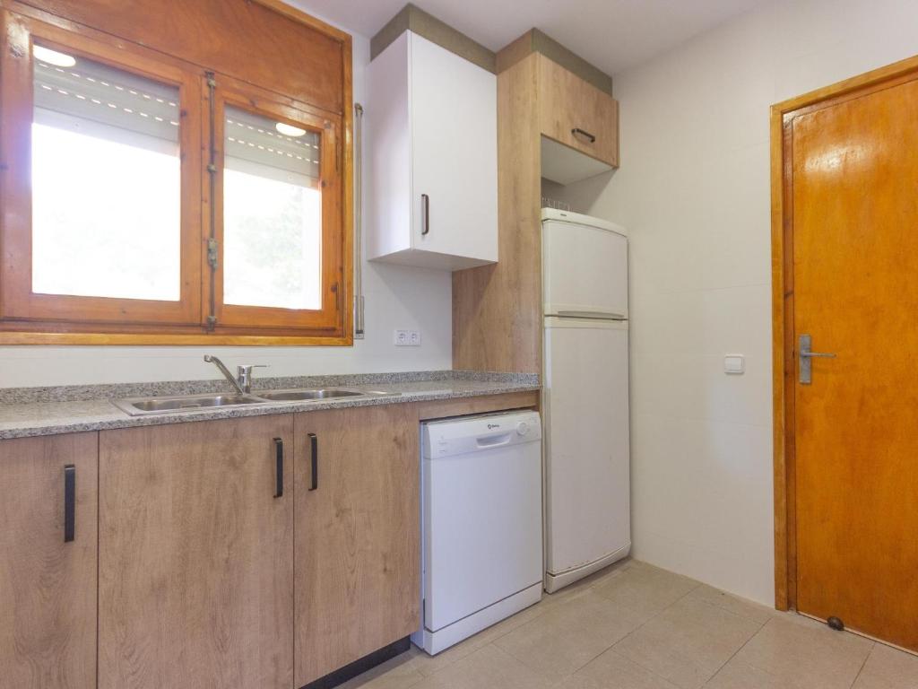 Kuchyňa alebo kuchynka v ubytovaní INNOUTHOME GRAN CASA CON PISCINA Virgen Cinta