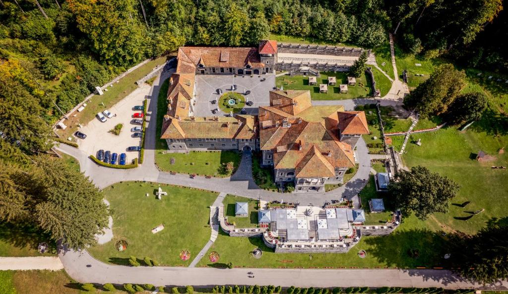 Letecký snímek ubytování Castelul Cantacuzino