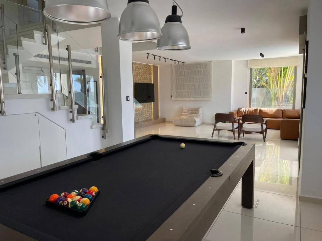Biliár nebo kulečník v ubytování Villa Renso Eilat