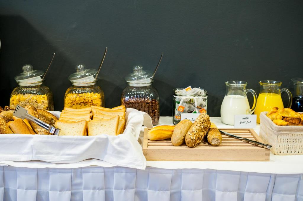 Elina Hotel Apartments - Resim 24