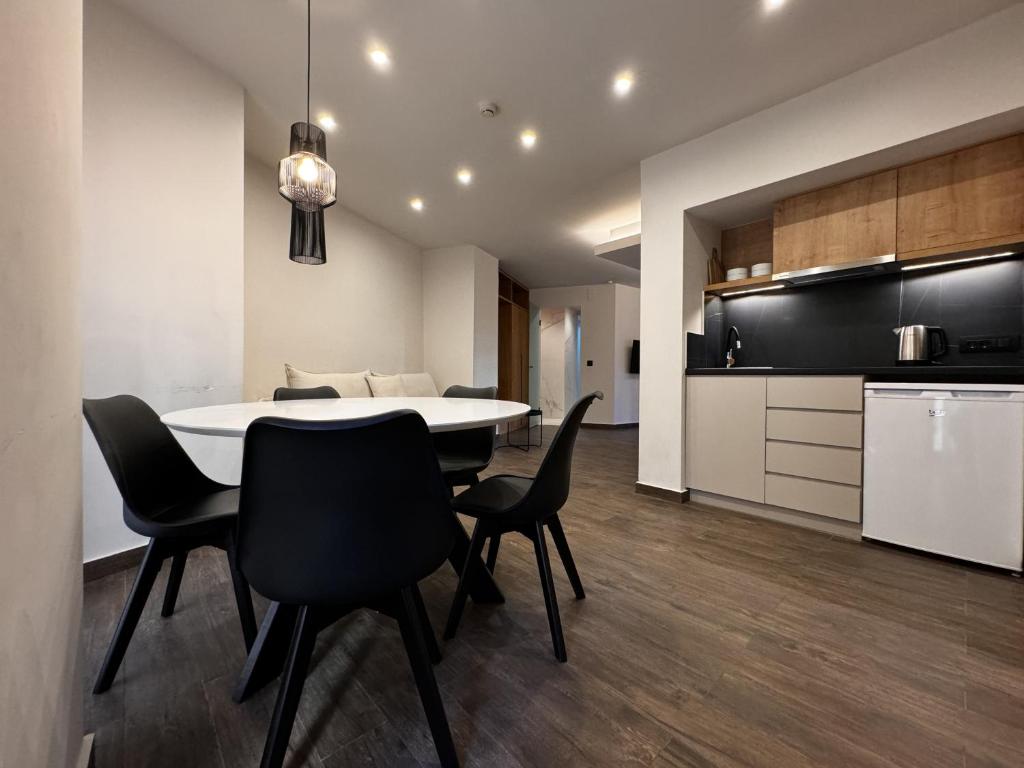 Elina Hotel Apartments - Resim 13