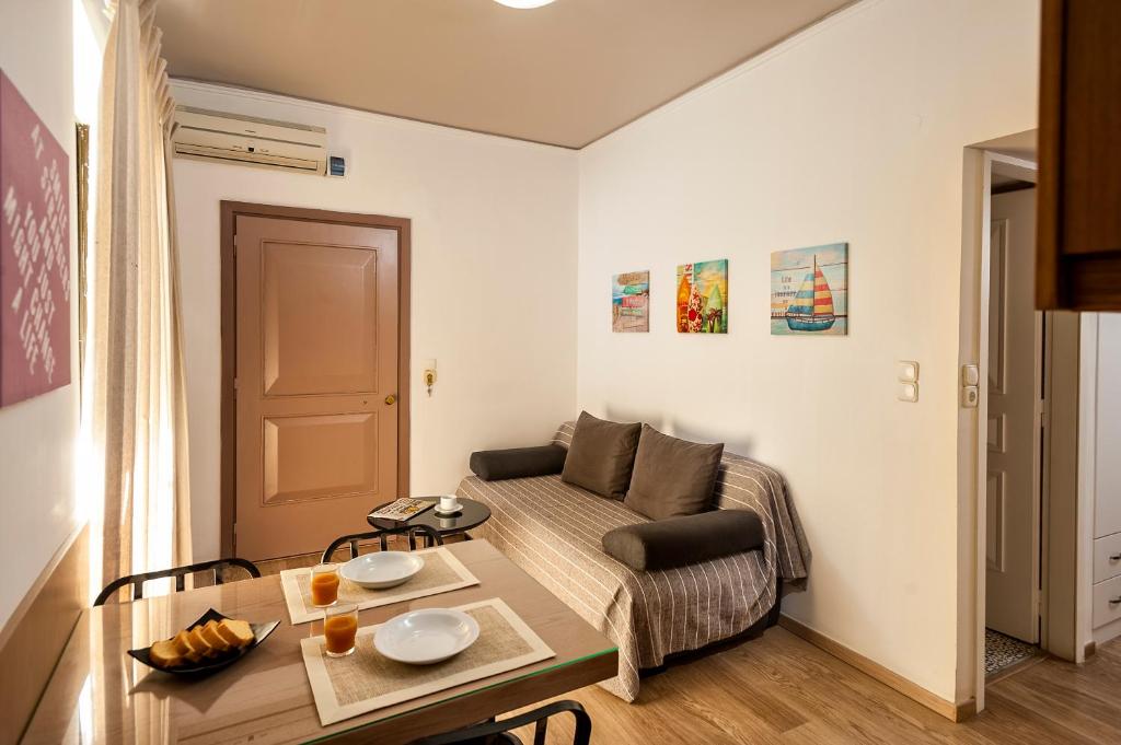 Elina Hotel Apartments - 13