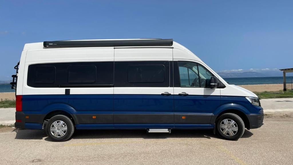 Fotografie z fotogalerie ubytování Reunion in Greece Campervan v destinaci Drafí