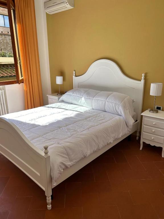 Borgo San Jacopo 8