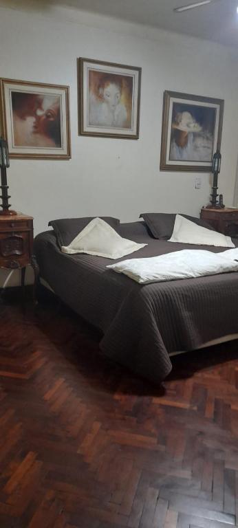 Postel nebo postele na pokoji v ubytování LA MENDOZA