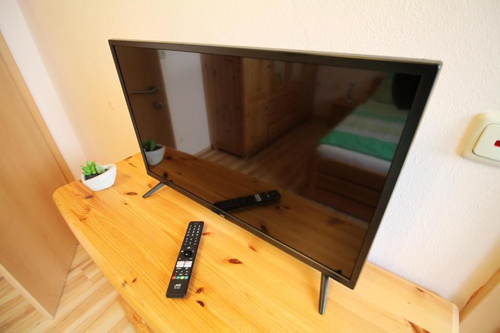 Privatzimmer Fam. Führer - Tweepersoonskamer Met Eigen Badkamer