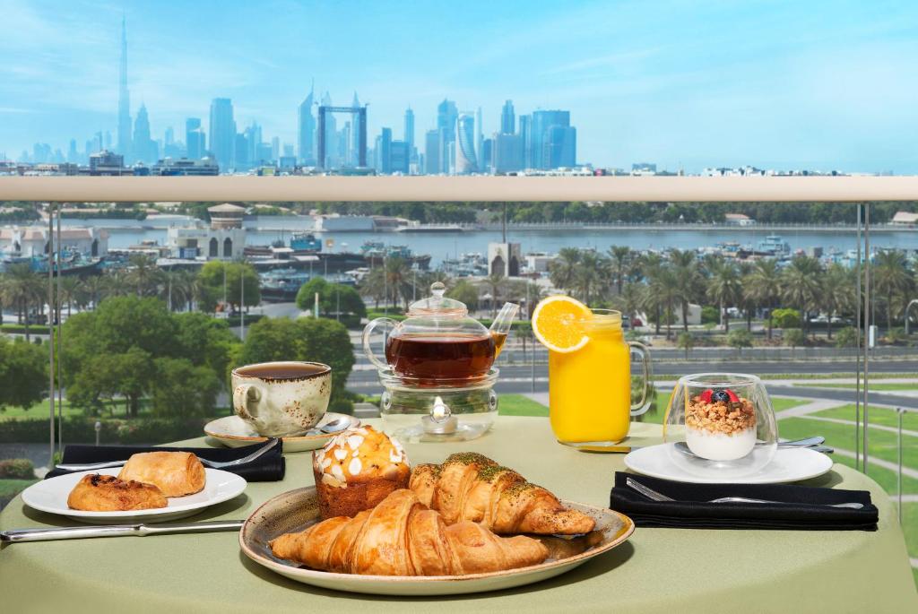 
One-Bedroom Apartment with Balcony
