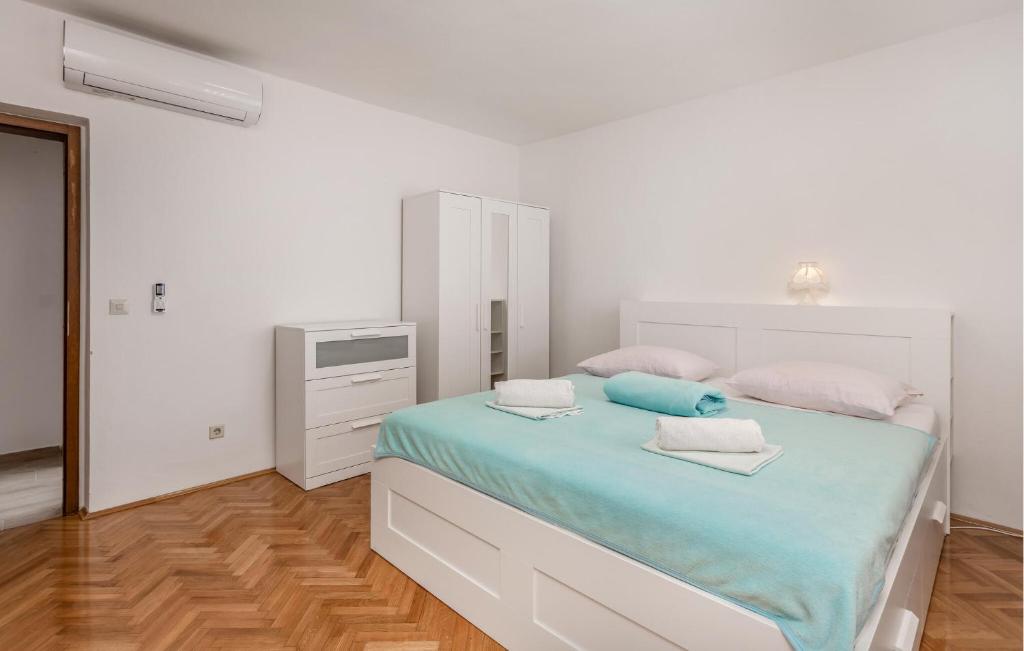 Posteľ alebo postele v izbe v ubytovaní Lovely Apartment In Sv,juraj